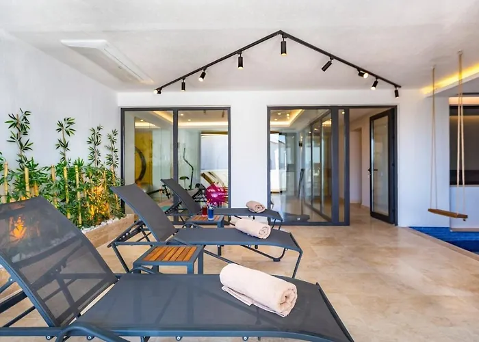 3 Bedroom Seaview With Private Indoor And Outdoor Pool Калкан