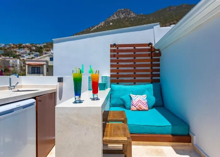 3 Bedroom Seaview With Private Indoor And Outdoor Pool Вилла *