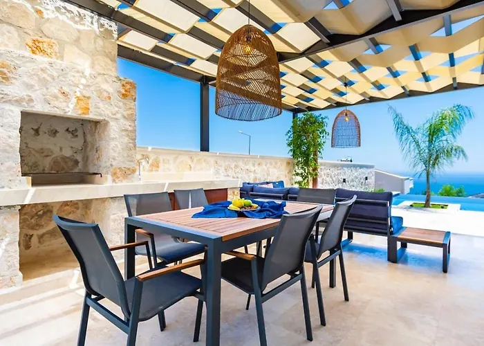 Вилла 3 Bedroom Seaview With Private Indoor And Outdoor Pool *