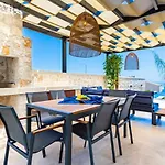 Villa 3 Bedroom Seaview With Private Indoor And Outdoor Pool *
