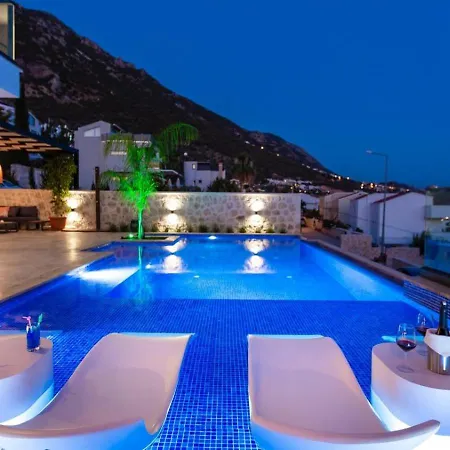 Villa 3 Bedroom Seaview With Private Indoor And Outdoor Pool