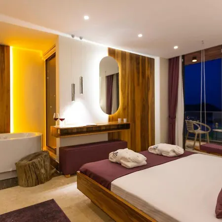3 Bedroom Seaview With Private Indoor And Outdoor Pool