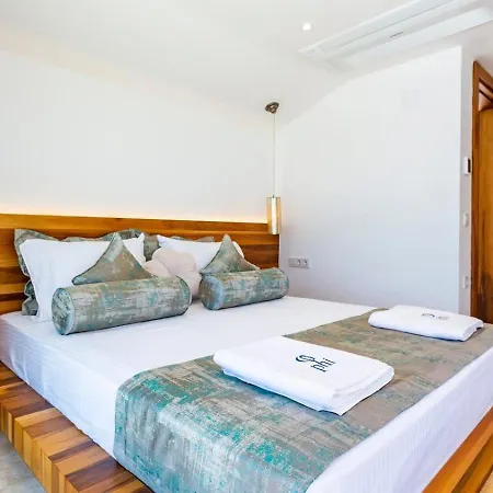 3 Bedroom Seaview With Private Indoor And Outdoor Pool Villa *