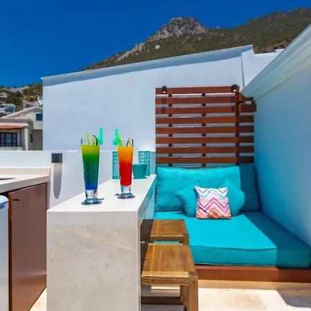 3 Bedroom Seaview With Private Indoor And Outdoor Pool Vila *